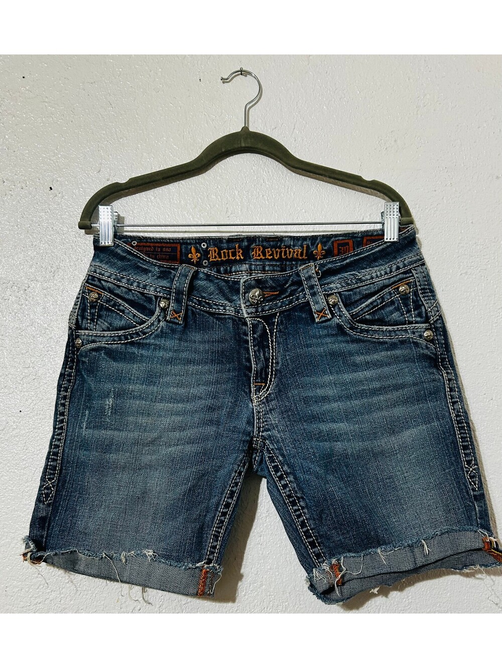 Rock Revival Shorts Men Women Size 30 Flap Pocket Embroidered Fleur De Lis Denim